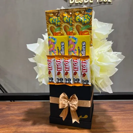 Box con chocolates y golosinas 